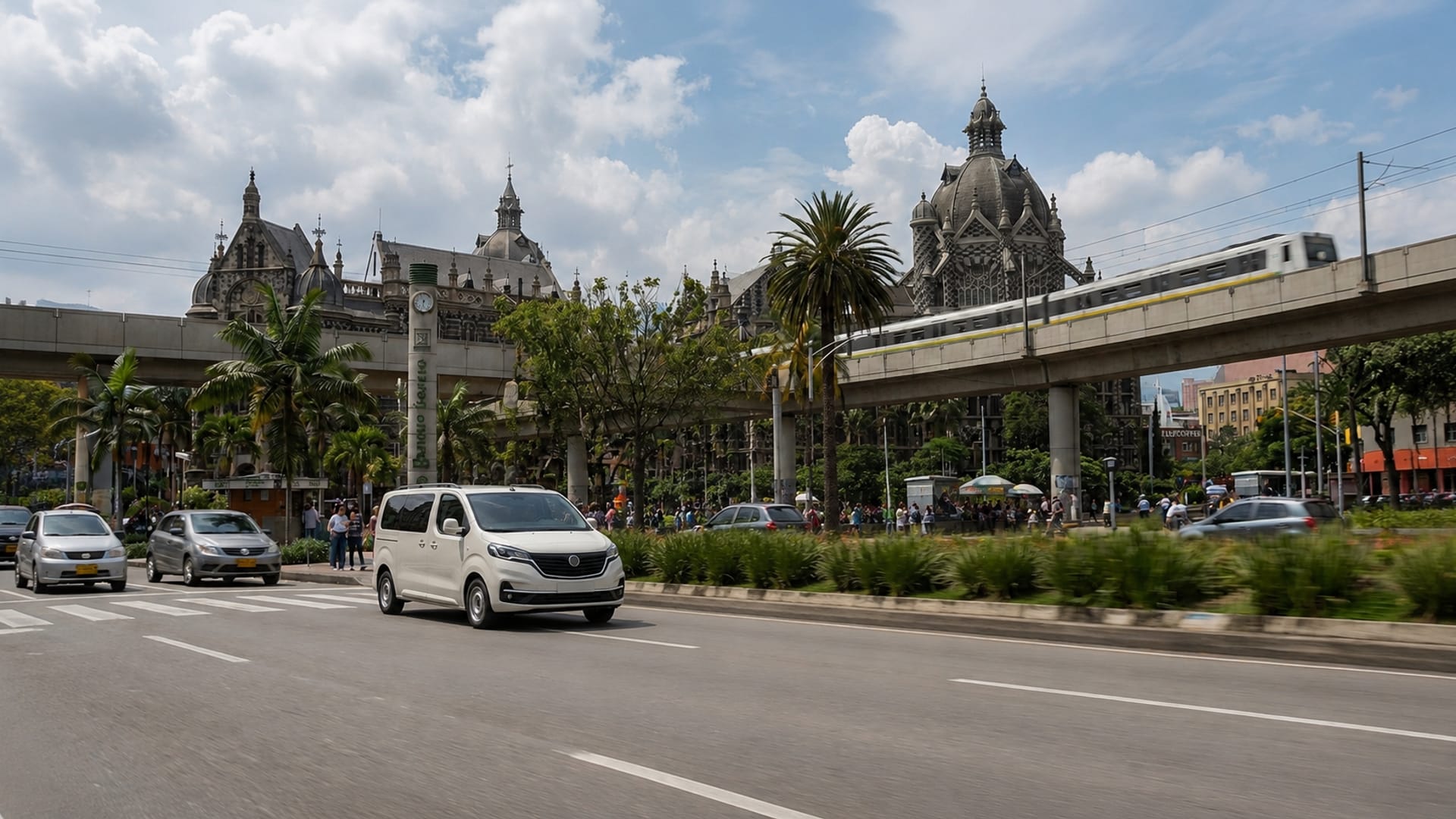 Van de JC Travel MED recorriendo Medellín